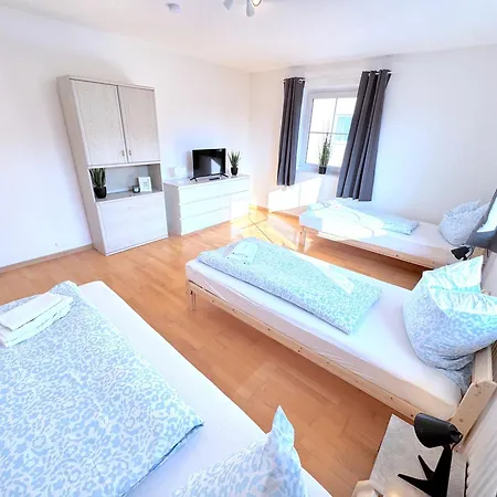Ii 8 Personen - Monteurzimmer - - Дингольфинг