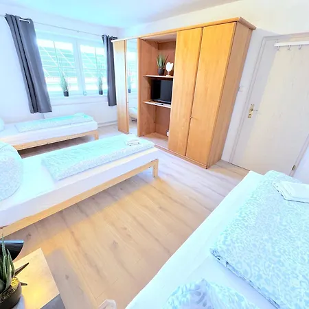 Ii 8 Personen - Monteurzimmer - - * Дингольфинг