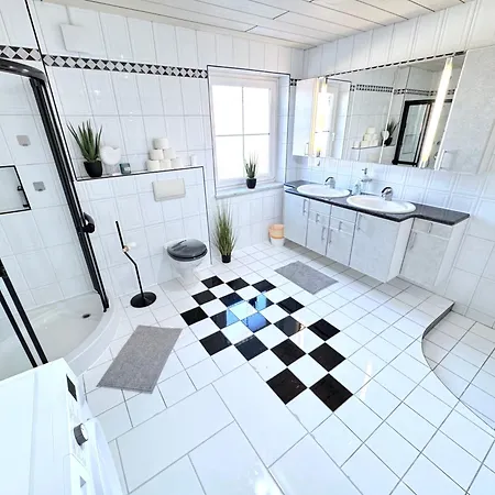Ii 8 Personen - Monteurzimmer - -