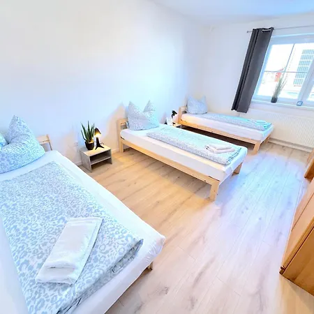 Ii 8 Personen - Monteurzimmer - - * Дингольфинг